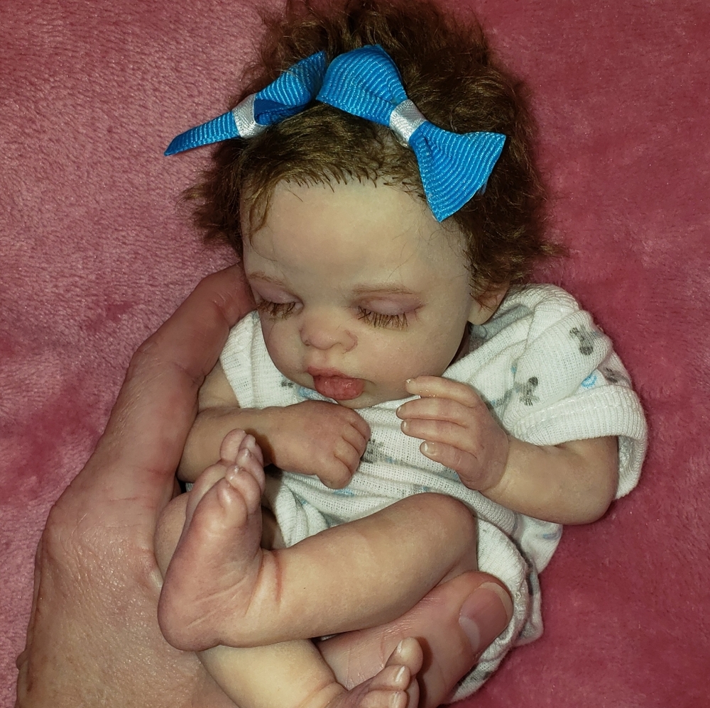 Reborn doll Marita Winters' KATIE micro preemie TINY BABY 25 week preemie